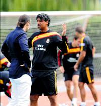 11'e bir adam daha