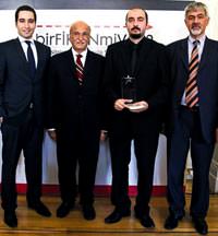�zye�in dozu iyi ayarlad� 'hipomani'yi ucuz atlatt�