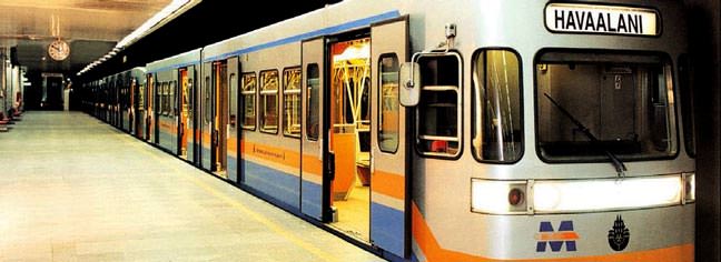 S�k�l�nca metro raylar�na yatt�!