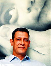 '50 ya��nda 500 kad�n� anne yapt�m'