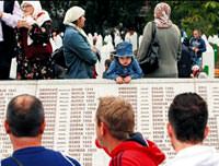 Srebrenitsa'da 8 bin kurban an�ld�