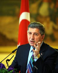 Toptan'dan sivil yarg� yorumu