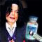 Hem�iresi: Michael zombiye d�nm��t�