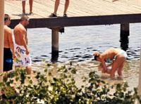Su bebek denize iyice al��t�