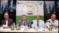 Tansa� bir kavanoz zeytin sat�p, 30 bin fidan dikecek