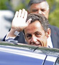 Sarkozy taburcu oldu
