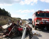 Otomobil parampar�a oldu