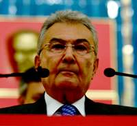 "T�rkiye'de T�rk milli kimliktir"