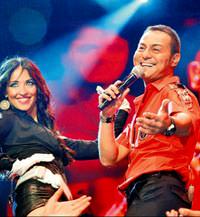'Serdar Vietnaml� ama T�rk�e �ark� s�yl�yor'