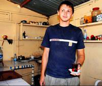 �nce 'T�rk' oldu, �imdi askere gidiyor