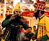 Direkleraras� ruhunu Feshane ya�at�yor