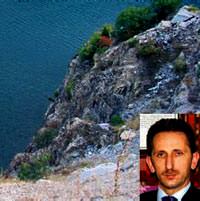Kay�p i�adam� baraj g�l�nde aran�yor