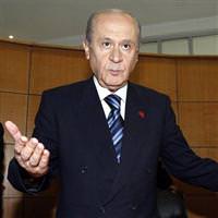 Devlet Bah�eli sert konu�tu