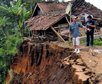 Cava'da art�� �ok a��k havada ders yapt�rd�