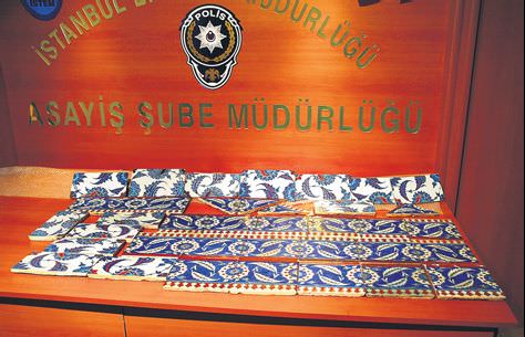 Ulu Caminin �inileri �stanbulda bulundu