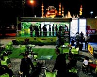 �aykur T�r'� Sultanahmet'e park etti