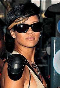 Gladyat�r Rihanna!
