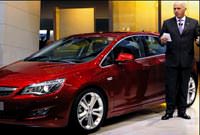Yeni Opel Astra fuarda vitrine ��kt�
