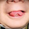 A�r�ya duyars�z bebek dilini yedi