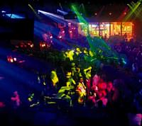 Gen� i�sizler art�yor gece kul�pleri zarar yaz�yor