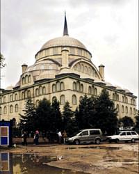 4 milyon TL �denmezse bu cami y�k�lacak