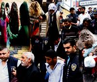 'Kara b�y�' �etesinin k�smetini polis ba�lad�