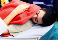Doktor, �dem ve iki k�r��a sa�lam raporunu savundu