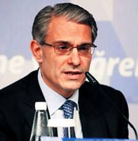 T�rk Telekom 9 ayda krize inat 1.7 milyar liral�k yat�r�m yapt�