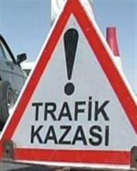 Pamukova'da trafik kazas�: 4 �l�
