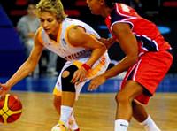 Galatasaray Avrupa Ligi'ne farkl� ba�lad�