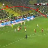 Bardak Fener trib�n�nden at�lm��
