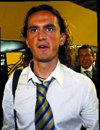Tuncay u�aktan korktu taksiyle gitti