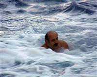 Bayram� denizde kutlad�