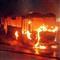 �mraniyede belediye otob�s�ne molotoflu sald�r�