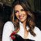Liz Hurley �iftlikte ya��yor