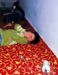 Hakk�ri'de eve gaz bombas� iddias�