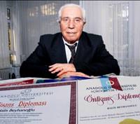 86 ya��nda, ikinci �niversiteyi bitirdi