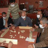 Kahvehanede maskeli �nlem