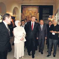 'Hizmet bir vakf�n ba��nda da verilir'
