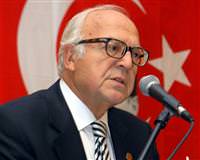 "A��l�mla dikta rejimi yarat�l�yor"