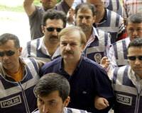 "Hayat�mda ilk defa g�r�yorum"