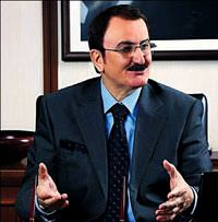 Sald�r�ya u�rayan eski ba�kan Hikmet �ahin ya�am�n� kaybetti