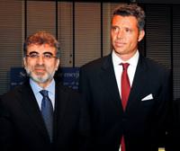 Saran, �spanyollarla enerji alan�na Do�u'da 1 milyar dolar yat�racak