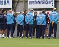 Fenerbah�e'de derbi mesaisi