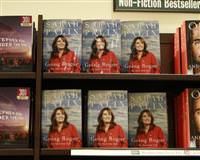 Palin, kitab�n�n tan�t�m�na ba�lad�