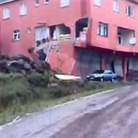 Evin y�k�lma an� g�r�nt�lendi