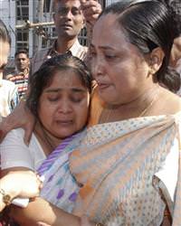 Hindistan'da bombal� sald�r�lar