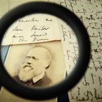 Darwin'in kitab� a��k art�rmada