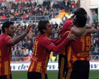 Kayserispor ��k���n� s�rd�r�yor