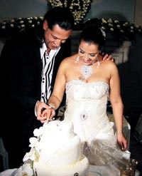 Tanyeli'nin nik�h� sise kurban gitti